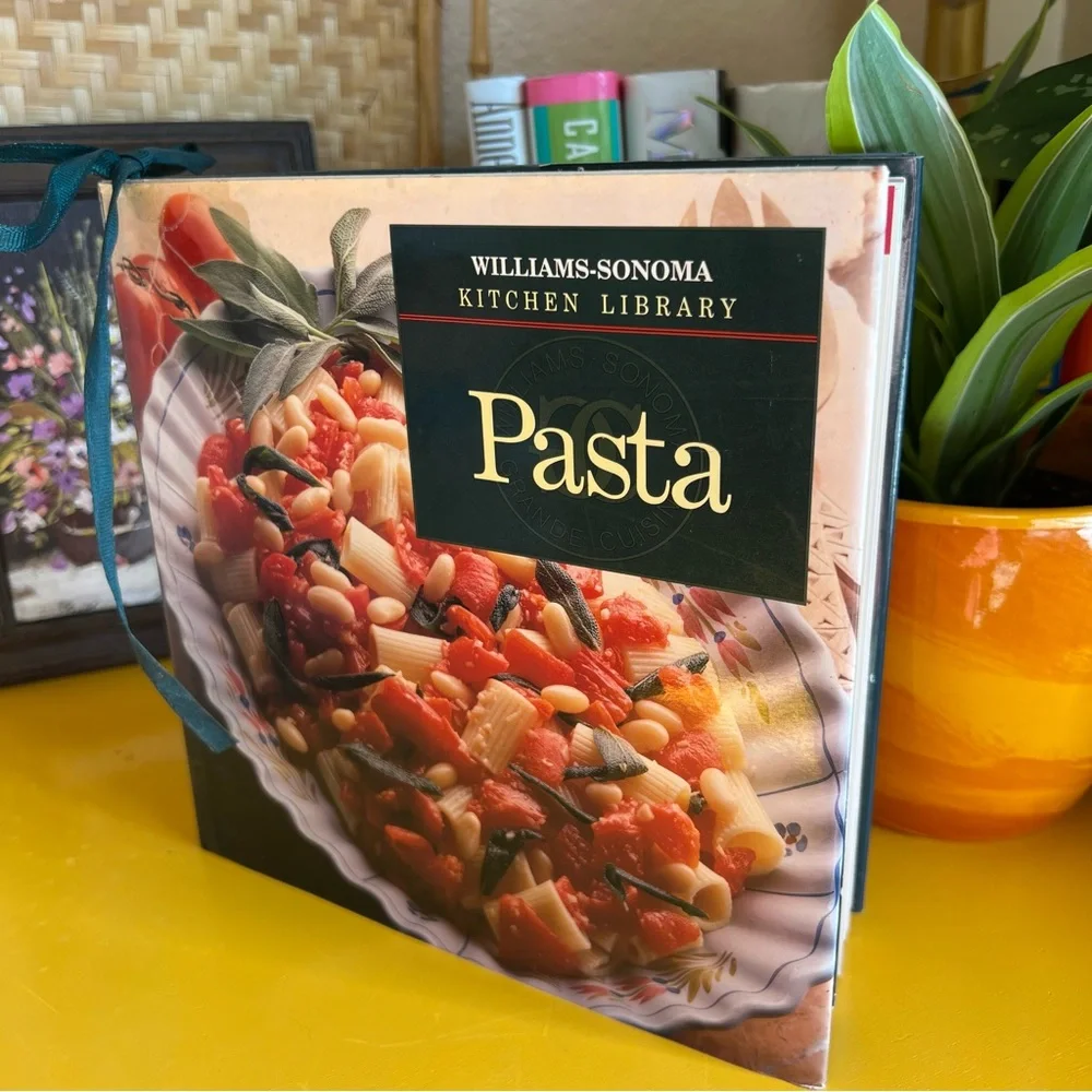 Vintage Retro 1990s Williams Sonoma Hardcover Pasta Cookbook